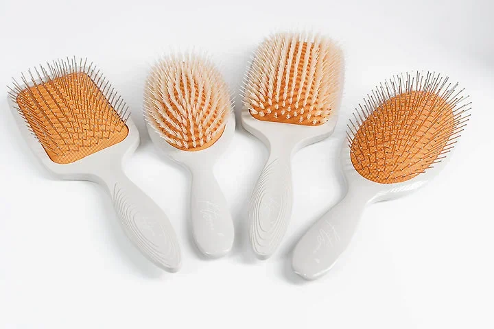 hair-extension-brush